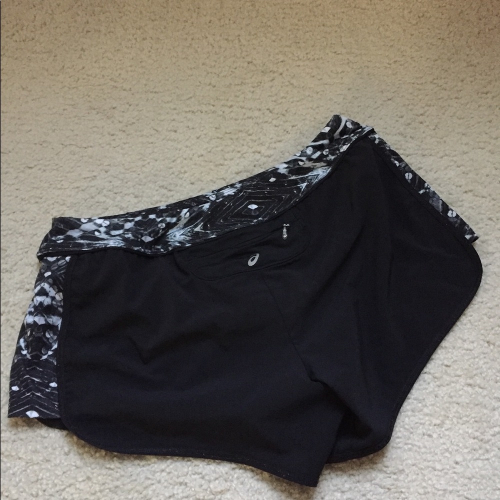 ASICS shorts - Picture 4 of 6